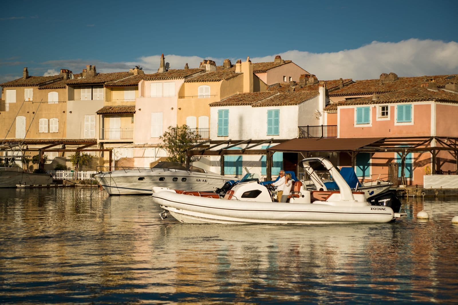 Zodiac Medline 9 en navigation dans le Golfe de Saint-Tropez