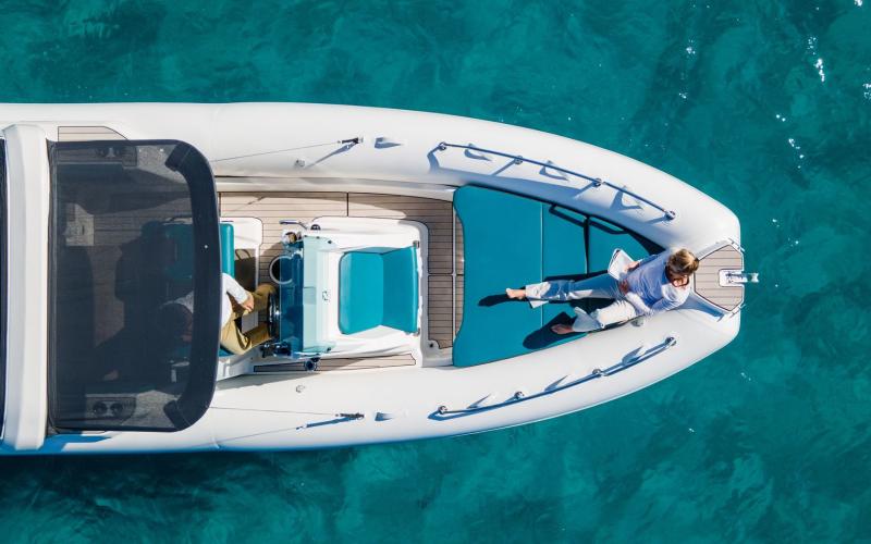 L'Excellence Maritime à Saint-Tropez : Guide Complet pour l'Achat de Bateaux Zodiac